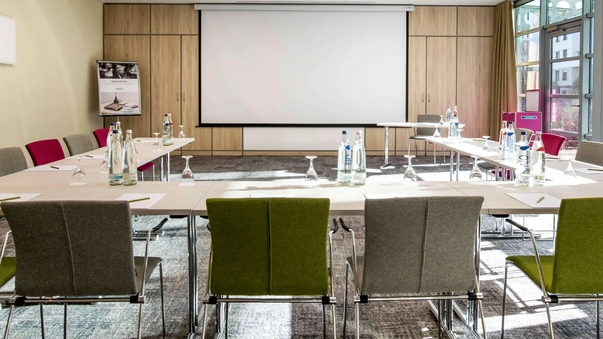 **** Hotel Mercure Residenz Frankfurt Messe Frankfurt nad Mohanem Německo
